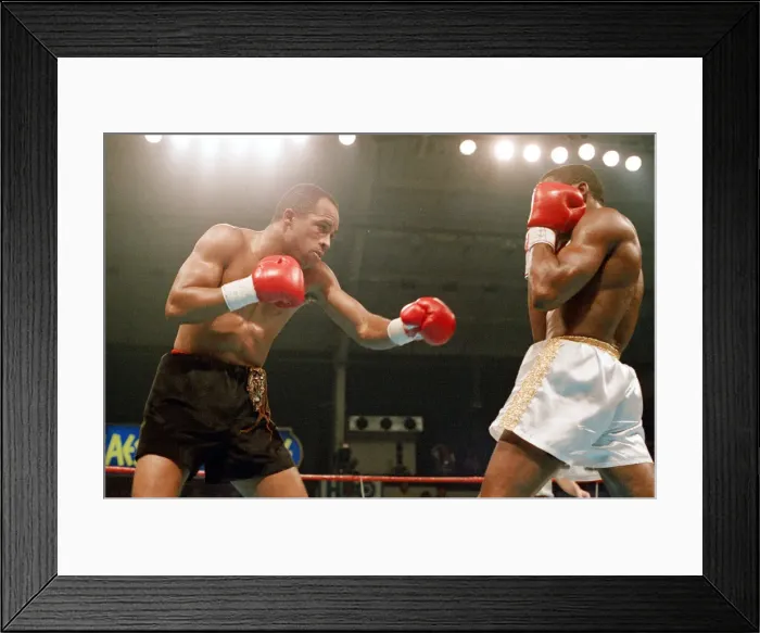 Framed Print : Lloyd Honeyghan vs Marlon Starling for the WBC Welterweight title Framed Print : Lloyd Honeyghan vs Marlon Starling for the WBC Welterweight title