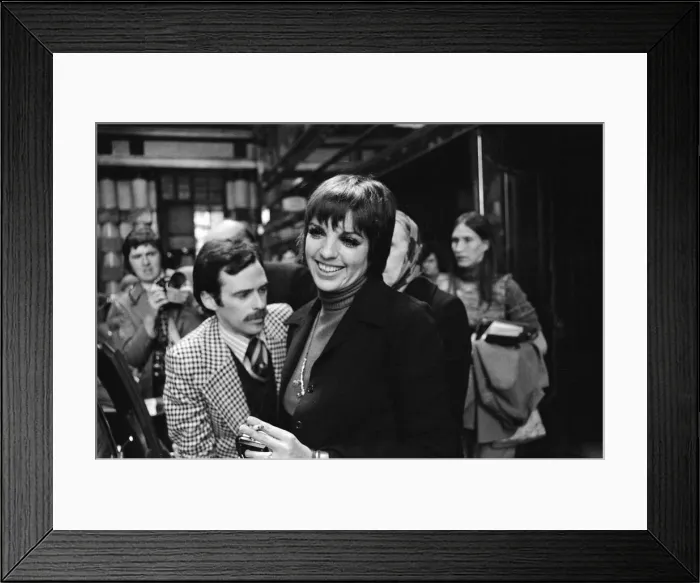 Framed Print : Hollywood star Liza Minnelli today at The Savoy Hotel. 22nd May 1973