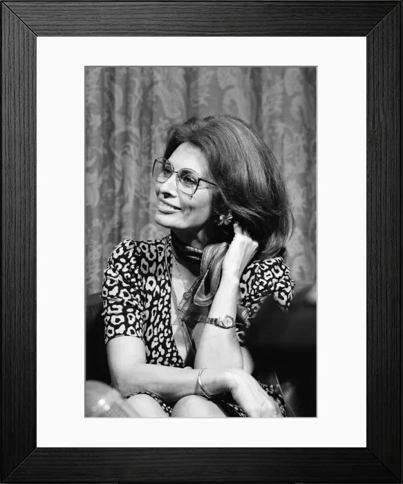 Framed Print : Actress Sophia Loren pictured at the Piccadilly Hotel Manchester, December 1982 Framed Print : Actress Sophia Loren pictured at the Piccadilly Hotel Manchester, December 1982