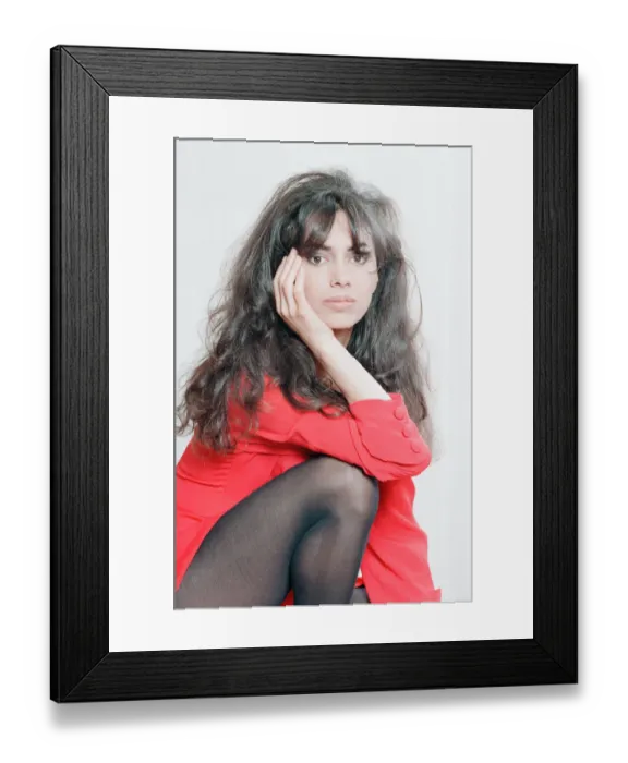 Framed Print : Susanna Hoffs, american singer, guitarist and actress, Studio Pix, London