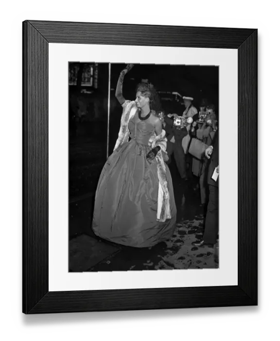Framed Print : Sophia Loren at the film premier of The Key'29th May 1958