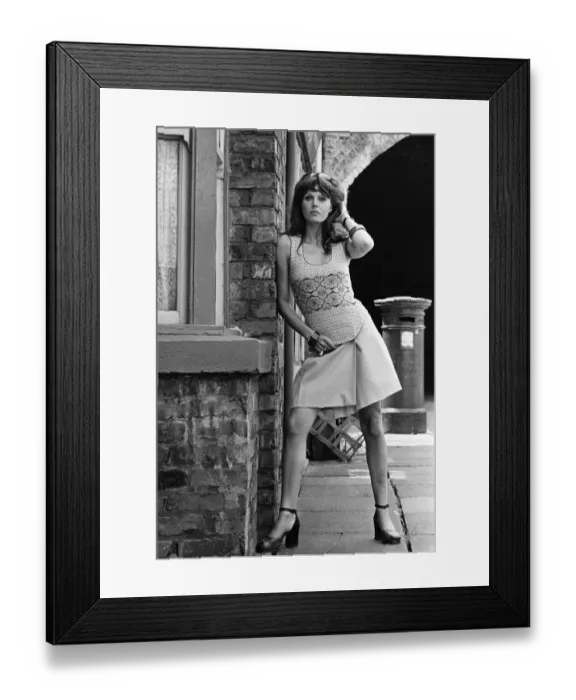Framed Print : Actress Joanna Lumley pictured on the set of Coronation Street. 5th July 1973