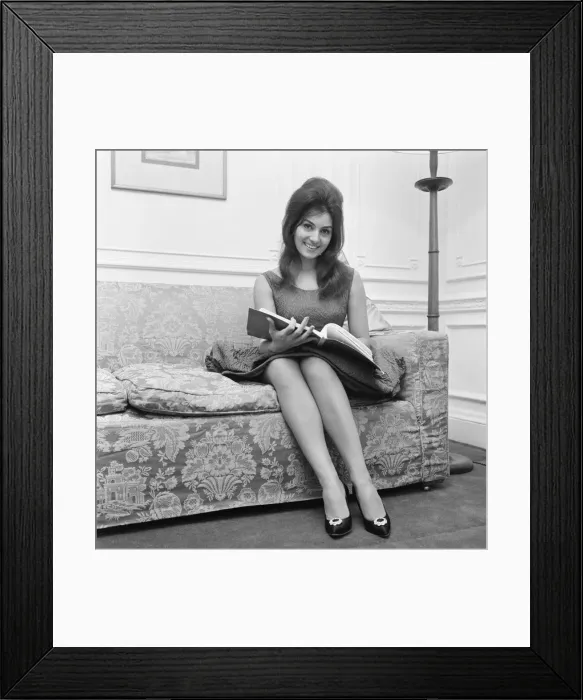 Framed Print : Rosanna Schiaffino, Italian actress, in the UK for a two week stay to learn English Framed Print : Rosanna Schiaffino, Italian actress, in the UK for a two week stay to learn English