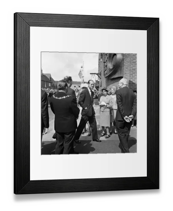 Framed Print : Celebrations for 400 years since the birth of William Shakespeare in Stratford-upon-Avon Framed Print : Celebrations for 400 years since the birth of William Shakespeare in Stratford-upon-Avon