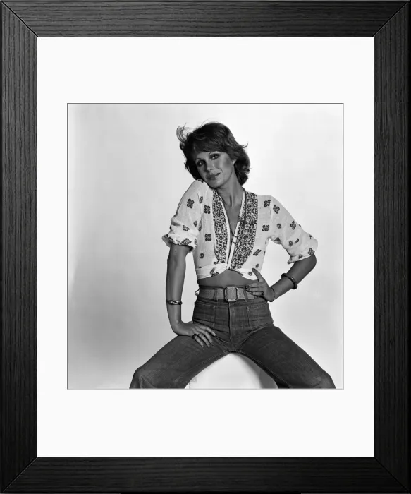 Framed Print : Actress Joanna Lumley. 5th September 1974 Framed Print : Actress Joanna Lumley. 5th September 1974