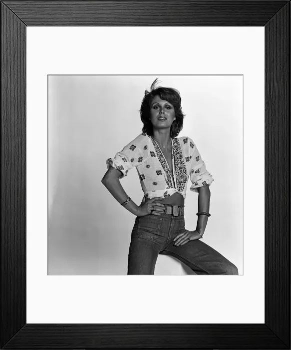 Framed Print : Actress Joanna Lumley. 5th September 1974 Framed Print : Actress Joanna Lumley. 5th September 1974