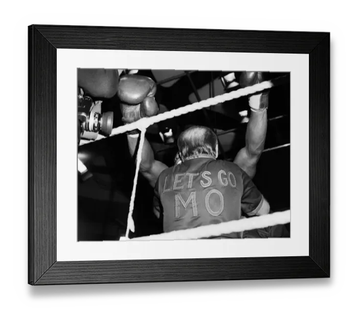 Framed Print : Maurice Hope v Rocky Mattioli (rematch). WBC World Super Welterweight Title at Conference