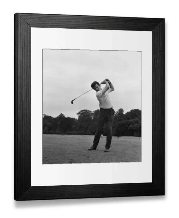 Framed Print : Liverpool goalkeeper Tommy Lawrence enjoying a round of golf at Leigh Golf Club ahead of