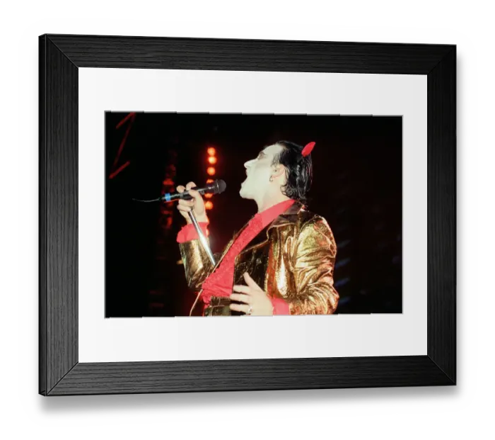 Framed Print : U2 in concert on the Zoo TV Tour, Wembley Stadium. Bono performing on stage Framed Print : U2 in concert on the Zoo TV Tour, Wembley Stadium. Bono performing on stage