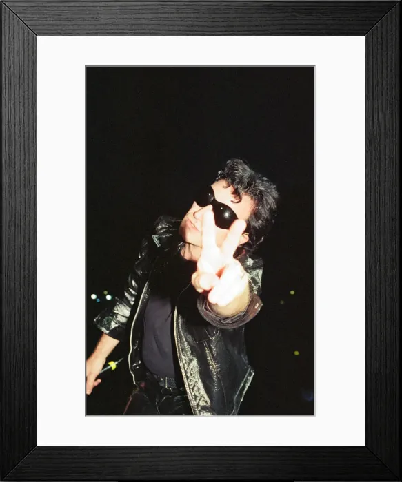 Framed Print : U2 in concert on the Zoo TV Tour, Wembley Stadium. Bono performing on stage Framed Print : U2 in concert on the Zoo TV Tour, Wembley Stadium. Bono performing on stage