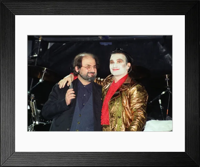Framed Print : U2 in concert, Zoo TV Tour, Wembley Stadium. Bono With Salman Rushdie. 11th August 1993 Framed Print : U2 in concert, Zoo TV Tour, Wembley Stadium. Bono With Salman Rushdie. 11th August 1993