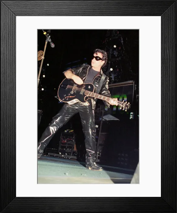 Framed Print : U2 in concert on the Zoo TV Tour, Wembley Stadium. Bono performing on stage