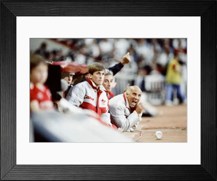 Framed Print : Liverpool 0 v 2 Arsenal, Division One League Title clincher at Anfield, Liverpool Framed Print : Liverpool 0 v 2 Arsenal, Division One League Title clincher at Anfield, Liverpool