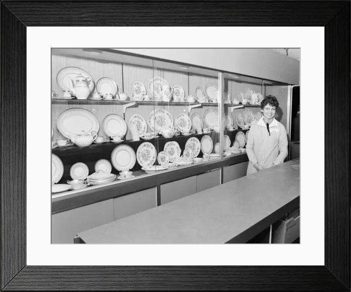Framed Print : First look at new Tesco Store, England, Saturday 20th October 1979. (Location TBC) Framed Print : First look at new Tesco Store, England, Saturday 20th October 1979. (Location TBC)