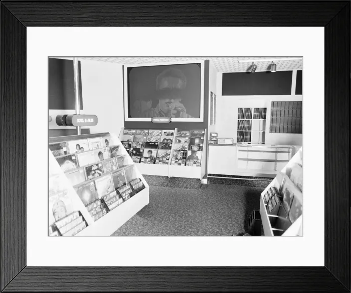 Framed Print : First look at new Tesco Store, England, Saturday 20th October 1979. (Location TBC) Framed Print : First look at new Tesco Store, England, Saturday 20th October 1979. (Location TBC)