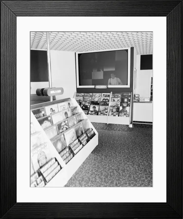 Framed Print : First look at new Tesco Store, England, Saturday 20th October 1979. (Location TBC) Framed Print : First look at new Tesco Store, England, Saturday 20th October 1979. (Location TBC)