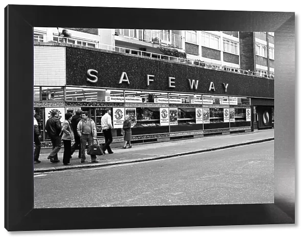 Safeway supermarket in London. 19th October 1980