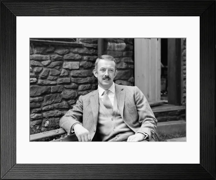 Framed Print : Roy Marsden on the set of The Black Tower'in Norfolk. 25th July 1985 Framed Print : Roy Marsden on the set of The Black Tower'in Norfolk. 25th July 1985