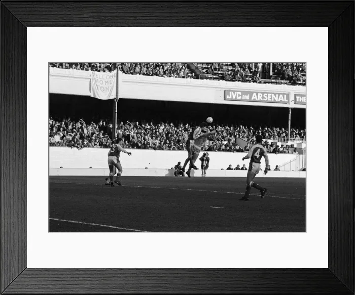 Framed Print : Reading Reserves v Arsenal Reserves held at Highbury. 16th February 1991 Framed Print : Reading Reserves v Arsenal Reserves held at Highbury. 16th February 1991