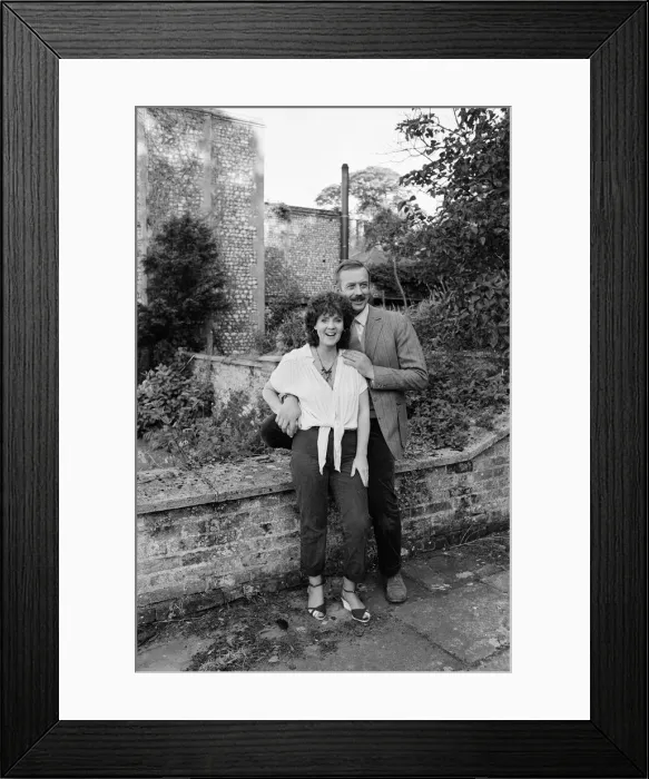 Framed Print : Pauline Collins and Roy Marsden on the set of The Black Tower'in Norfolk Framed Print : Pauline Collins and Roy Marsden on the set of The Black Tower'in Norfolk