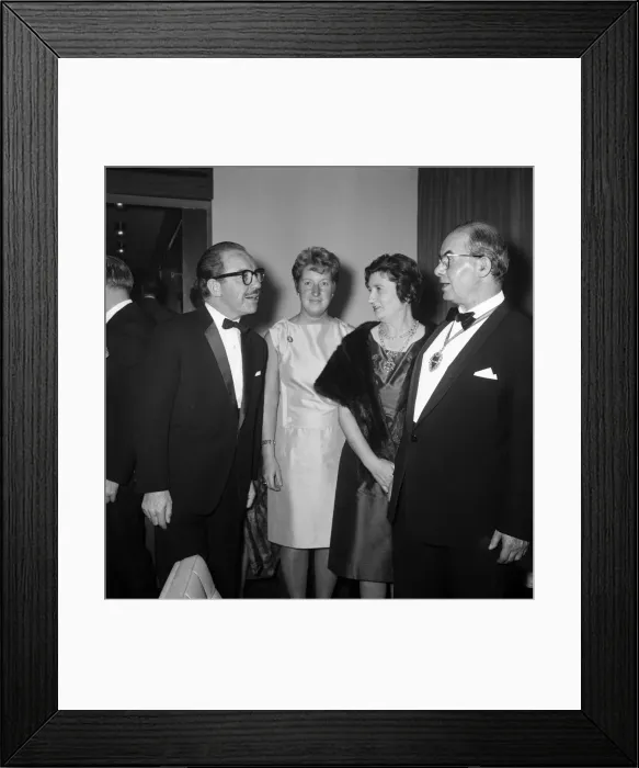 Framed Print : Birmingham Boom City Dinner at the Savoy Banqueting Suite in Birmingham Framed Print : Birmingham Boom City Dinner at the Savoy Banqueting Suite in Birmingham