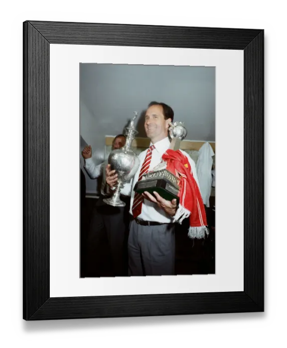Framed Print : Liverpool 0 v 2 Arsenal, Division One League Title clincher at Anfield, Liverpool