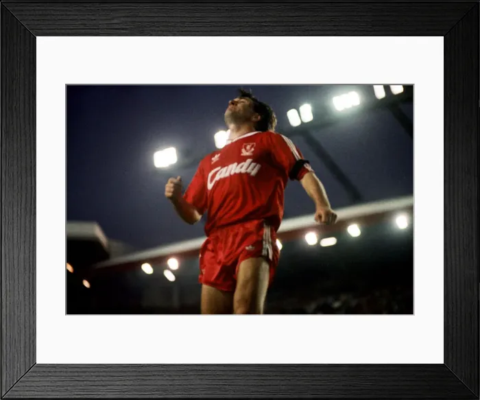 Framed Print : Liverpool 0 v 2 Arsenal, Division One League Title clincher at Anfield, Liverpool Framed Print : Liverpool 0 v 2 Arsenal, Division One League Title clincher at Anfield, Liverpool