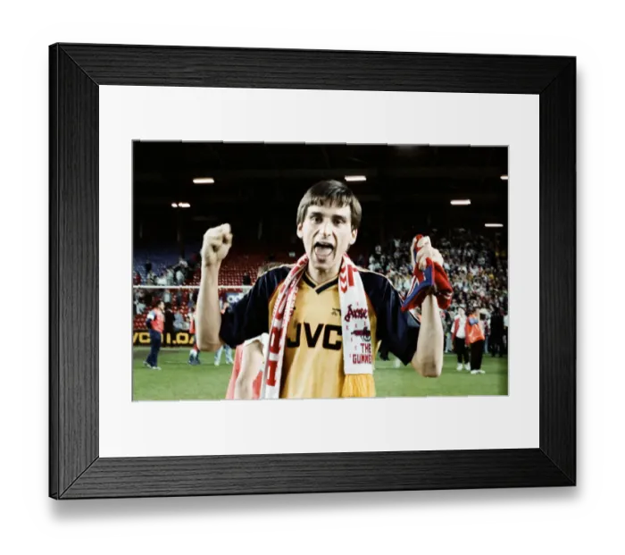 Framed Print : Liverpool 0 v 2 Arsenal, Division One League Title clincher at Anfield, Liverpool