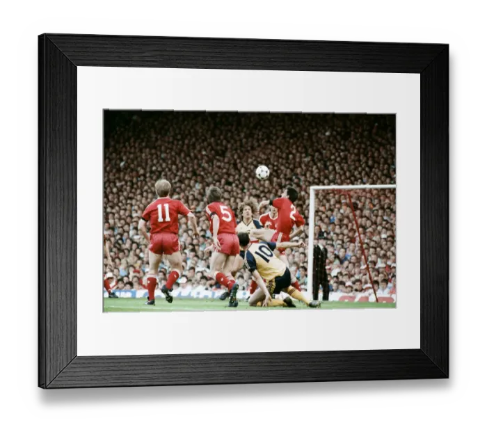 Framed Print : Liverpool 0 v 2 Arsenal, Division One League Title clincher at Anfield, Liverpool Framed Print : Liverpool 0 v 2 Arsenal, Division One League Title clincher at Anfield, Liverpool