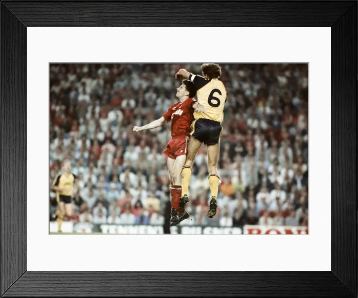 Framed Print : Liverpool 0 v 2 Arsenal, Division One League Title clincher at Anfield, Liverpool Framed Print : Liverpool 0 v 2 Arsenal, Division One League Title clincher at Anfield, Liverpool