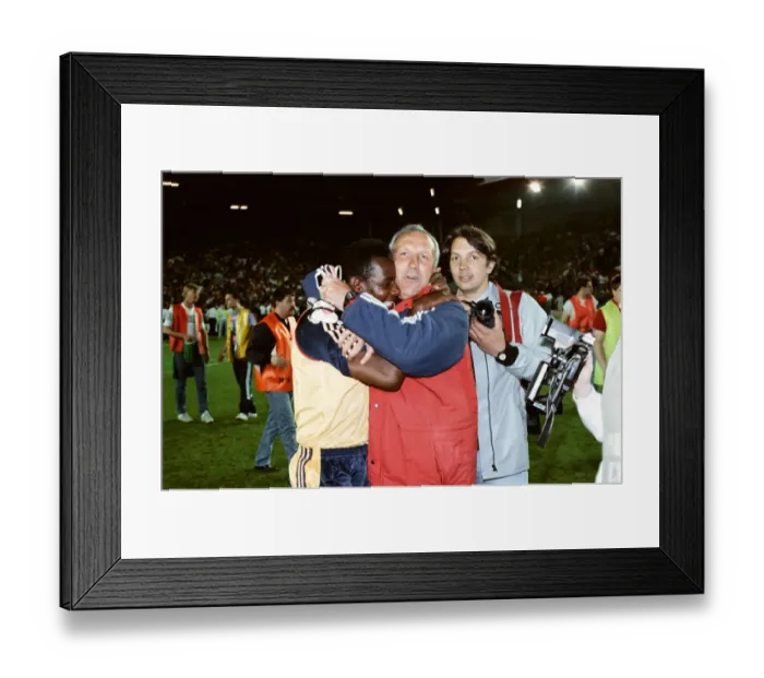 Framed Print : Liverpool 0 v 2 Arsenal, Division One League Title clincher at Anfield, Liverpool