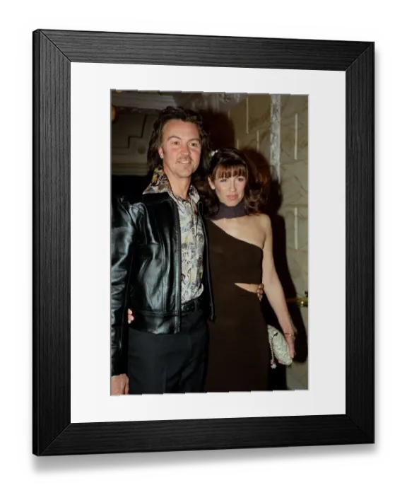Framed Print : Paul Young Singer May 98 Arriving for the premiere of Saturday Night Fever