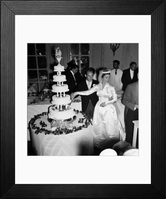 Framed Print : The wedding of Stirling Moss and Katie Molson at St Peters Church, Eaton Square Framed Print : The wedding of Stirling Moss and Katie Molson at St Peters Church, Eaton Square