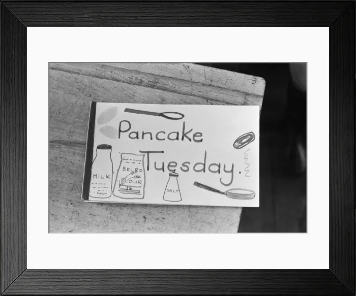 Framed Print : Pancake Making pictures. 1 of 3 Five year old pupils from Gawthorpe Infants School