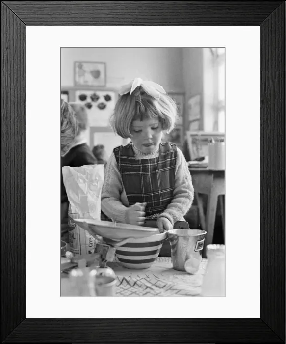 Framed Print : Pancake Making pictures. Five year old pupils from Gawthorpe Infants School, Ussett Framed Print : Pancake Making pictures. Five year old pupils from Gawthorpe Infants School, Ussett