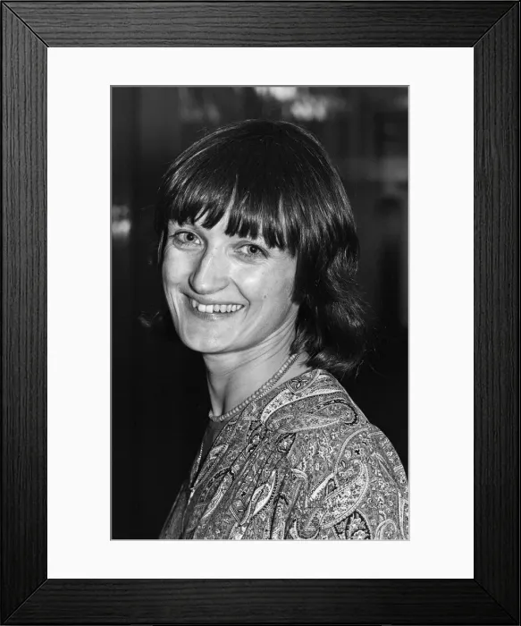 Framed Print : Tessa Jowell, Labour candidate in the Ilford North by-election. 24th January 1978 Framed Print : Tessa Jowell, Labour candidate in the Ilford North by-election. 24th January 1978