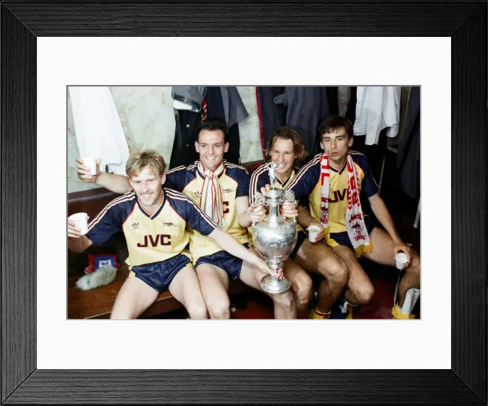 Framed Print : Liverpool 0 v 2 Arsenal, Division One League Title clincher at Anfield, Liverpool Framed Print : Liverpool 0 v 2 Arsenal, Division One League Title clincher at Anfield, Liverpool