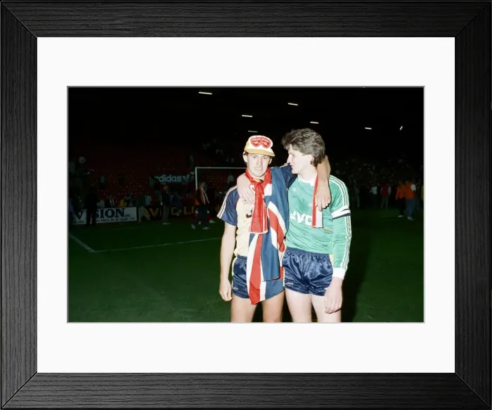 Framed Print : Liverpool 0 v 2 Arsenal, Division One League Title clincher at Anfield, Liverpool Framed Print : Liverpool 0 v 2 Arsenal, Division One League Title clincher at Anfield, Liverpool