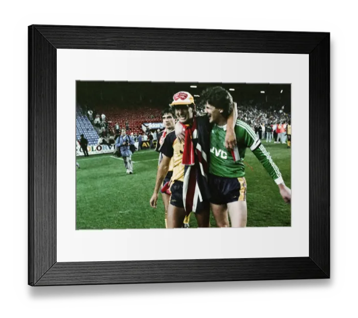 Framed Print : Liverpool 0 v 2 Arsenal, Division One League Title clincher at Anfield, Liverpool