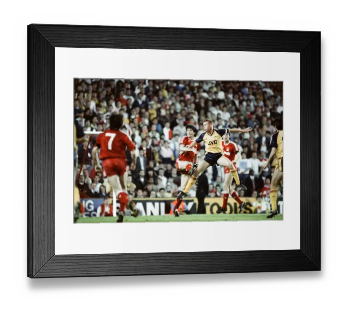 Framed Print : Liverpool 0 v 2 Arsenal, Division One League Title clincher at Anfield, Liverpool Framed Print : Liverpool 0 v 2 Arsenal, Division One League Title clincher at Anfield, Liverpool