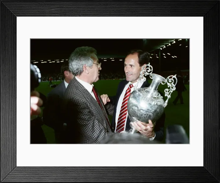 Framed Print : Liverpool 0 v 2 Arsenal, Division One League Title clincher at Anfield, Liverpool Framed Print : Liverpool 0 v 2 Arsenal, Division One League Title clincher at Anfield, Liverpool
