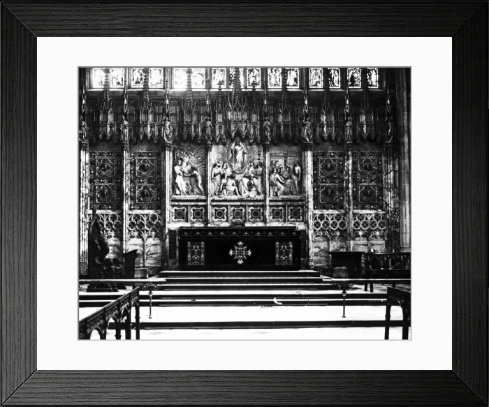 Framed Print : St Georges Chapel, Windsor Castle, Berkshire. Circa 1930 Framed Print : St Georges Chapel, Windsor Castle, Berkshire. Circa 1930