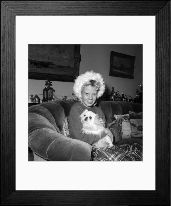 Framed Print : Actress Hayely Mills at home with her pet dog. 31st December 1959 Framed Print : Actress Hayely Mills at home with her pet dog. 31st December 1959