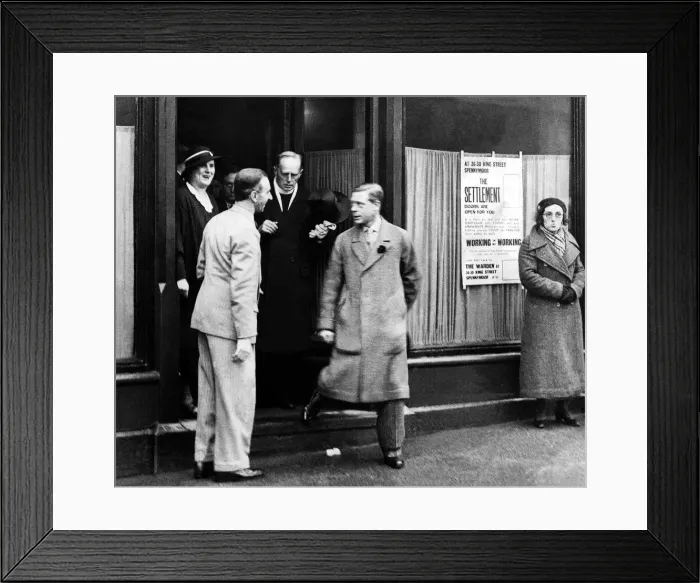 Framed Print : King Edward VIII - Abdicated 10 December 1936 then became the Duke of Windsor Framed Print : King Edward VIII - Abdicated 10 December 1936 then became the Duke of Windsor