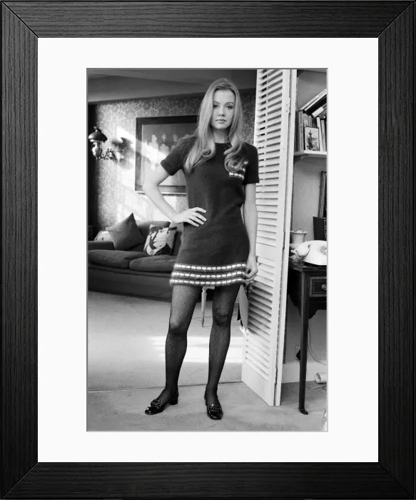 Framed Print : Actress Hayley Mills at her Chelsea home. A portrait of her by Roy Boulting hangs Framed Print : Actress Hayley Mills at her Chelsea home. A portrait of her by Roy Boulting hangs
