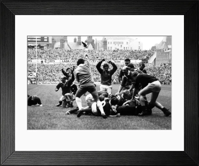 Framed Print : 1988 Five Nations Championship. Wales v Scotland, National Stadium, Cardiff Framed Print : 1988 Five Nations Championship. Wales v Scotland, National Stadium, Cardiff