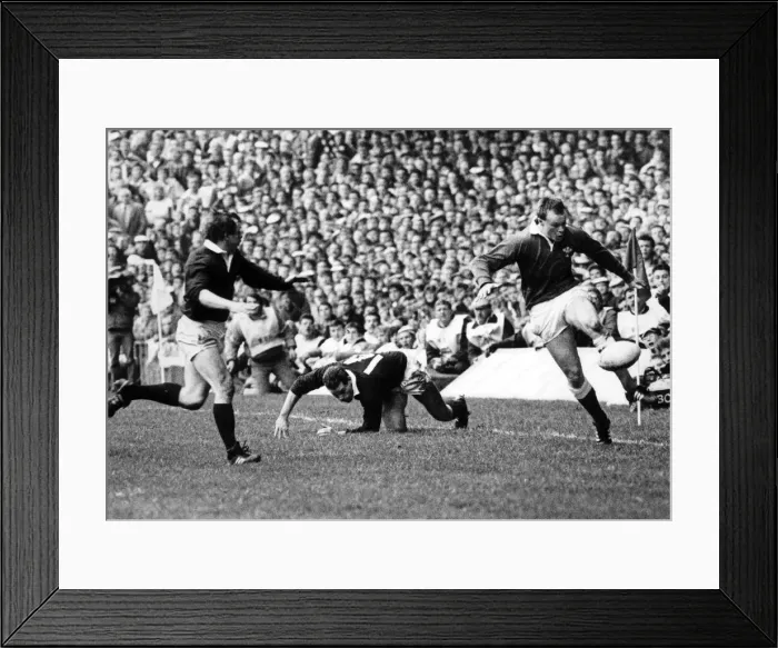 Framed Print : 1988 Five Nations Championship. Wales v Scotland, National Stadium, Cardiff Framed Print : 1988 Five Nations Championship. Wales v Scotland, National Stadium, Cardiff