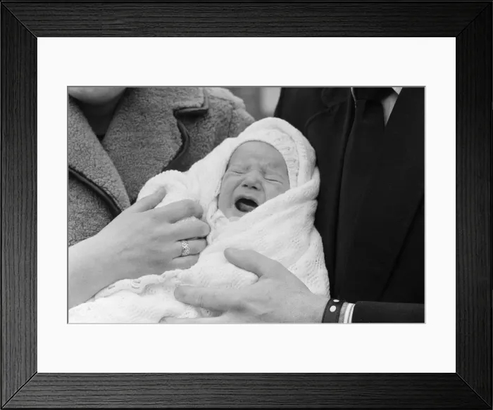 Framed Print : PC Graham Browne and his wife Yvonne pose with their eight week old baby son Clive Brown Framed Print : PC Graham Browne and his wife Yvonne pose with their eight week old baby son Clive Brown