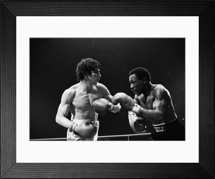 Framed Print : Maurice Hope v Carlos Herrera WBC World Super Welterweight Title
