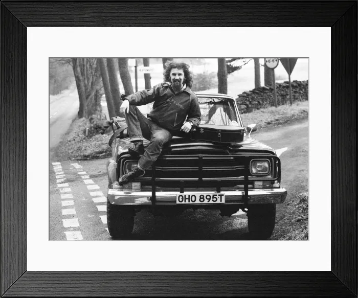 Framed Print : Billy Connolly, traveling in the North West of England, as part of his 64 date Big Wee Framed Print : Billy Connolly, traveling in the North West of England, as part of his 64 date Big Wee